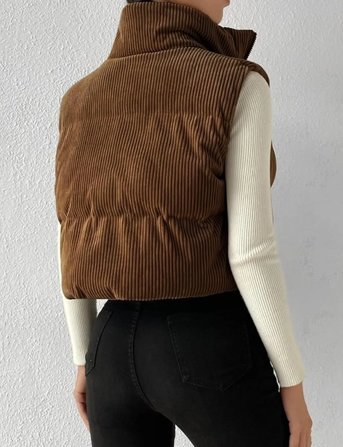 Gihuo Women's Corduroy Puffer Vest Cropped Stand Collar Zip Up Vest Quilted Sleeveless Jackets Gilet