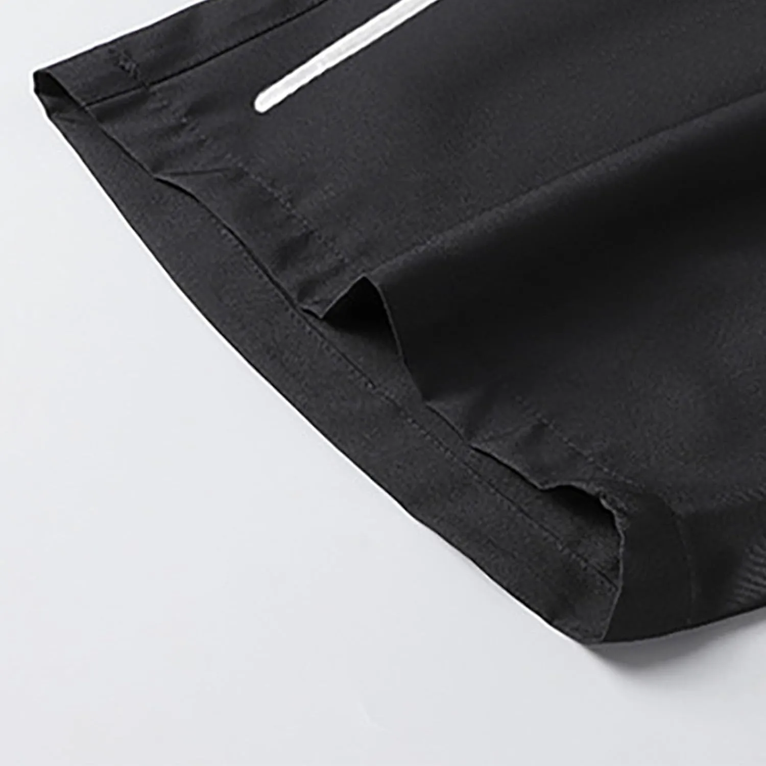 Mens 2 Pack Quick Dry Shorts 5 Inch Sports and Outdoors Short Casual Pants Moisture Wicking Shorts with Zipper Pockets