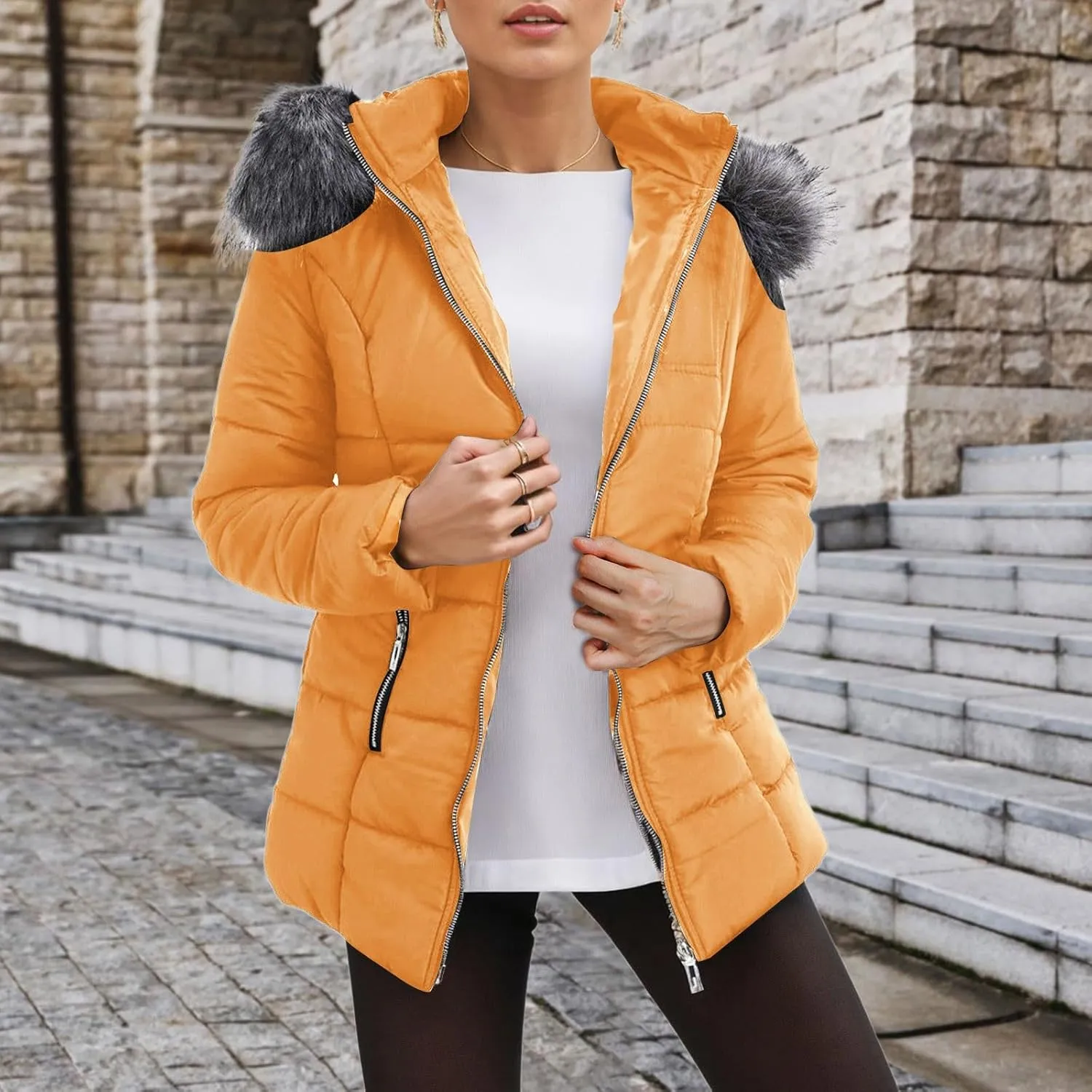 Women's Winter Down Coats Windproof Warm Waterproof Thicken Fashion Zip Up Puffer Jackets Parkas with Faux Fur Hood